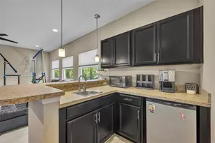 14001 Rugby St, Oakland, FL 34787 - Photo 23
