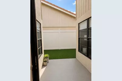 5569 Greyston Street, Palm Harbor, FL 34685 - Photo 19