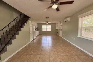 538 Orange St, Mascotte, FL 34753 - Photo 9