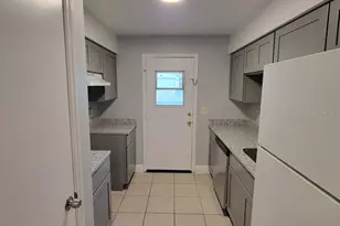 784 E Anderson Rd, Groveland, FL 34736 - Photo 9