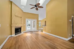 137 Madrona Dr, Eustis, FL 32726 - Photo 3