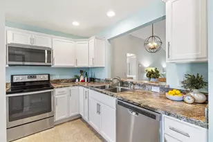 3104 Blackstock Wy, The Villages, FL 32163 - Photo 5