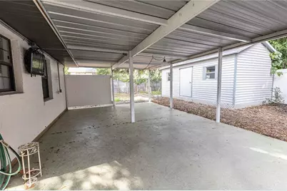 301 Curry Street, Wildwood, FL 34785 - Photo 13