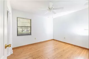301 Curry St, Wildwood, FL 34785 - Photo 11