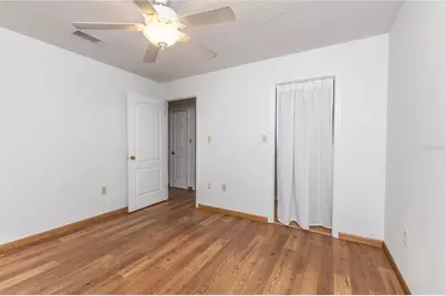 301 Curry Street, Wildwood, FL 34785 - Photo 9