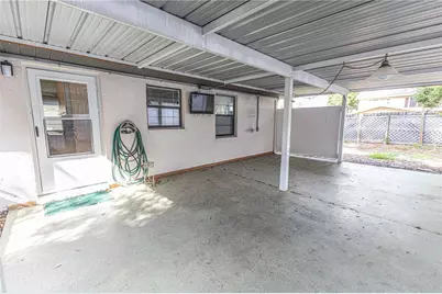 301 Curry Street, Wildwood, FL 34785 - Photo 15