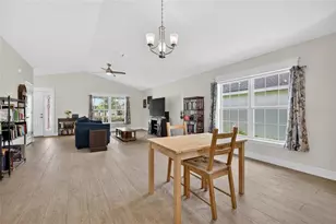 12591 NE 49th Dr, Oxford, FL 34484 - Photo 15