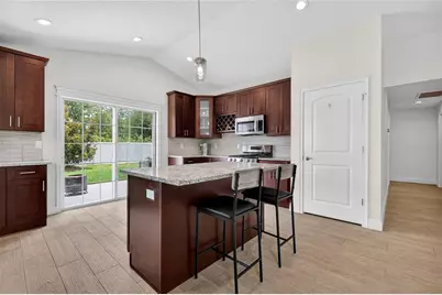 12591 NE 49th Drive, Oxford, FL 34484 - Photo 9