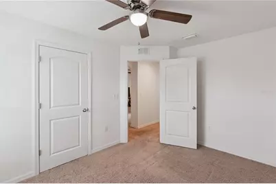 916 Aspen View Circle, Groveland, FL 34736 - Photo 15