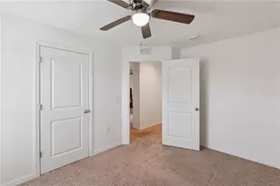 916 Aspen View Cir, Groveland, FL 34736 - Photo 15