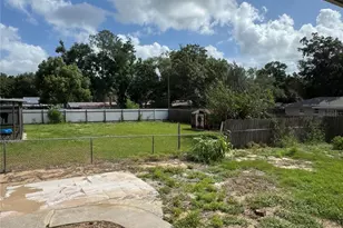 107 N Galena Ave, Minneola, FL 34715 - Photo 17