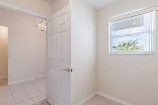 814 Santa Rita Way, The Villages, FL 32159 - Photo 7