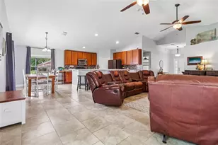 4181 Waltham Forest Dr, Tavares, FL 32778 - Photo 7