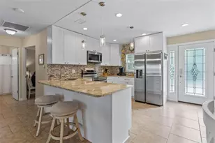 1229 Moonmist Cir, Sarasota, FL 34242 - Photo 11