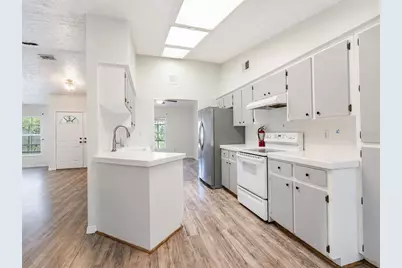 265 Clearfield Avenue, Spring Hill, FL 34606 - Photo 11