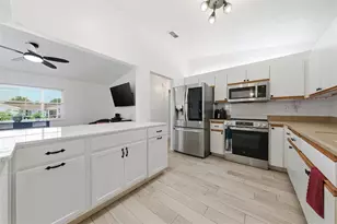 9565 SE 173rd Pl, Summerfield, FL 34491 - Photo 11