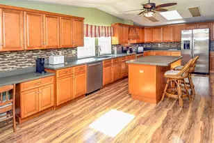 37848 Maywood Bay Dr, Leesburg, FL 34788 - Photo 17