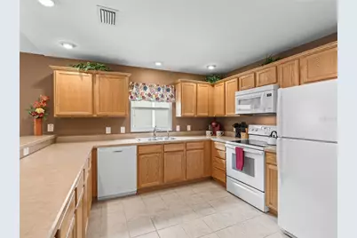 1109 Tipton Lane, The Villages, FL 32163 - Photo 7
