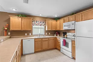 1109 Tipton Ln, The Villages, FL 32163 - Photo 7