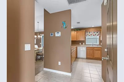 1109 Tipton Lane, The Villages, FL 32163 - Photo 5