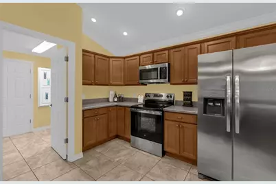 897 Folkstone Way, The Villages, FL 32162 - Photo 13
