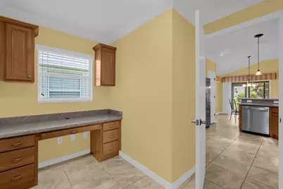 897 Folkstone Way, The Villages, FL 32162 - Photo 17