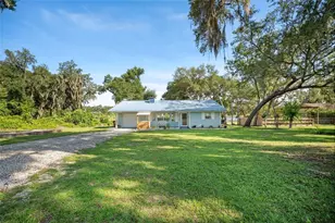 16684 SE 54th St, Ocklawaha, FL 32179 - Photo 11