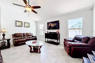 506 Deauville Ct, The Villages, FL 32163 - Photo 3