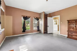 3701 E Warm Springs Ave, Coleman, FL 33521 - Photo 13