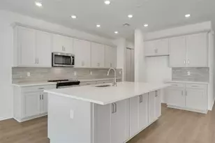 1025 Fiesta Key Cir, Lady Lake, FL 32159 - Photo 23