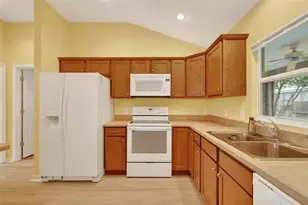 3431 Ichabod Way, The Villages, FL 32163 - Photo 13