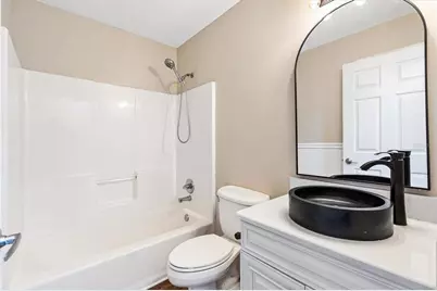 17960 SE 92nd Amory Avenue, The Villages, FL 32162 - Photo 15