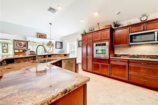 2547 Dividing Creek Path, The Villages, FL 32162 - Photo 23