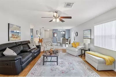 914 Mendoza Boulevard, Lady Lake, FL 32159 - Photo 9