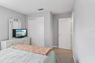 914 Mendoza Blvd, Lady Lake, FL 32159 - Photo 19