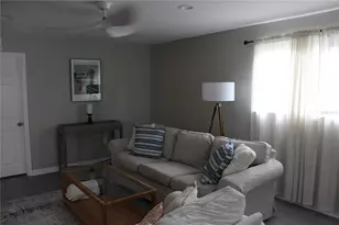 6014 Cedar St NE, Saint Petersburg, FL 33703 - Photo 9