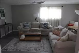 6014 Cedar St NE, Saint Petersburg, FL 33703 - Photo 7