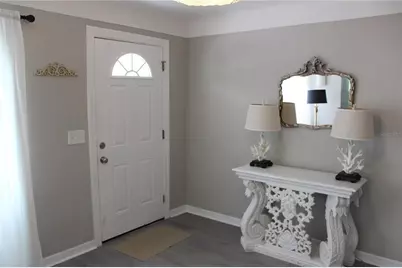 6014 Cedar Street NE, Saint Petersburg, FL 33703 - Photo 3