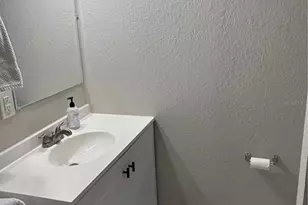 6014 Cedar St NE, Saint Petersburg, FL 33703 - Photo 13