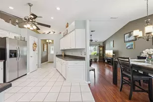 25948 Newcombe Cir, Leesburg, FL 34748 - Photo 19