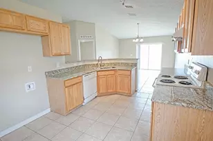 2139 Sandridge Cir, Eustis, FL 32726 - Photo 11