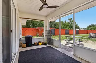6401 E Warm Springs Ave, Coleman, FL 33521 - Photo 25