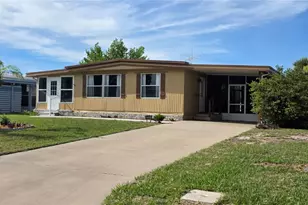 1203 Apache Cir, Tavares, FL 32778 - Photo 1