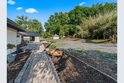 13061 SE 158th Lane, Weirsdale, FL 32195 - Photo 9