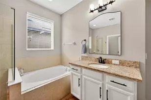 4025 Lake Bosse View Dr, Orlando, FL 32810 - Photo 39