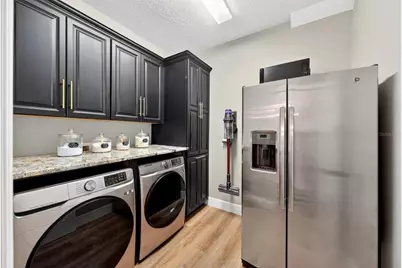 4025 Lake Bosse View Drive, Orlando, FL 32810 - Photo 21