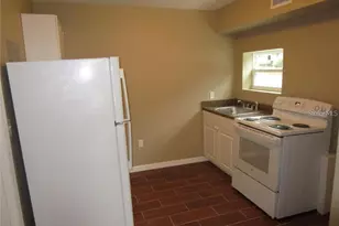 1002 E McDonald Ave, Eustis, FL 32726 - Photo 7