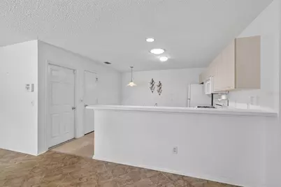 17436 SE 81st Newberry Court, The Villages, FL 32162 - Photo 13