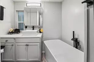 919 Weeping Willow Ave, Lady Lake, FL 32159 - Photo 15