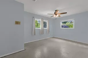 35505 Crescent Dr, Fruitland Park, FL 34731 - Photo 23
